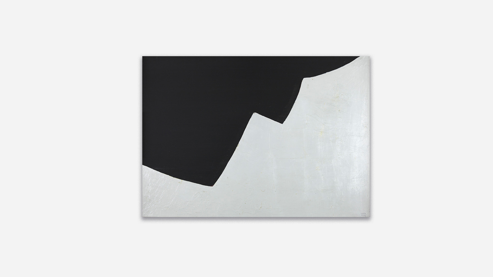 Anna-Eva Bergman, N°45-Montagne ailleurs, 1969, Tempera and metal leaf on cardboard mounted on canvas, 74.5 x 104.5 cm