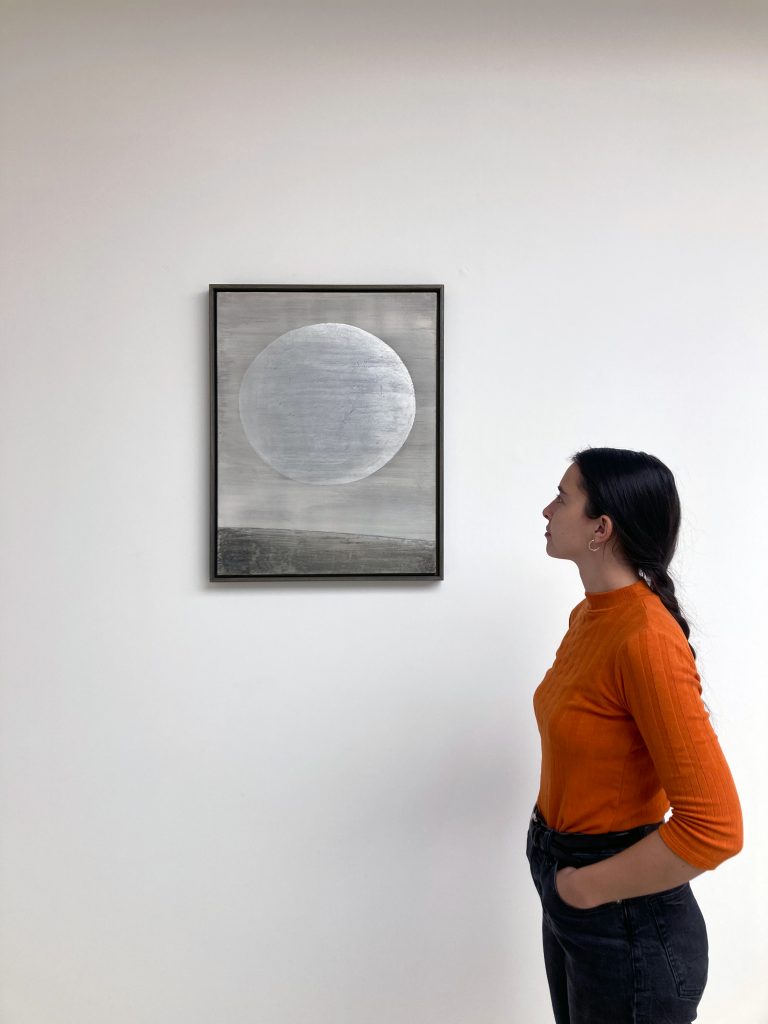 Anna-Eva Bergman, N°21-1968 Planète blanche, 1968, Vinyl and metal leaf on cardboard mounted on canvas, 63,8 x 49 cm