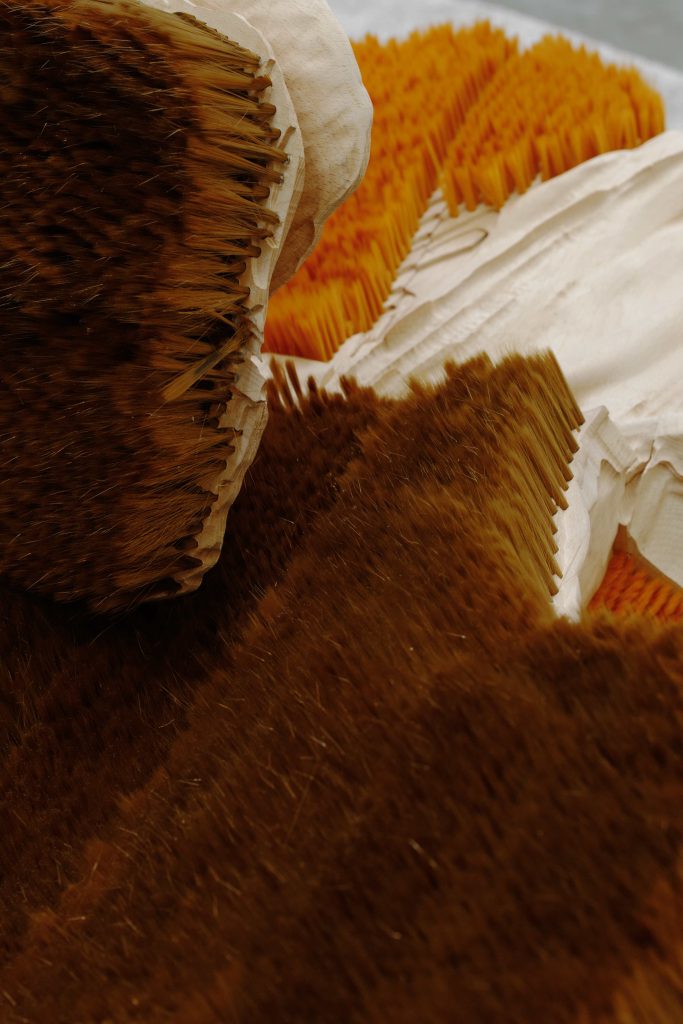 Ittah Yoda, Rosso, detail, 2021, Carved beech, polyamide fibers, 240 x 90 x 73 cm