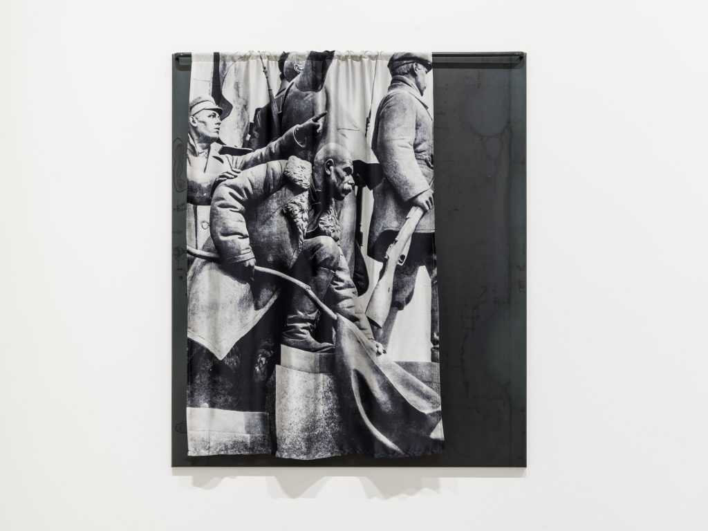 Nikita Kadan, The Broken Pole II, 2019, Steel, silk and digital print, Installation : 140 x 120 cm, Print on silk : 90 x 135 cm
