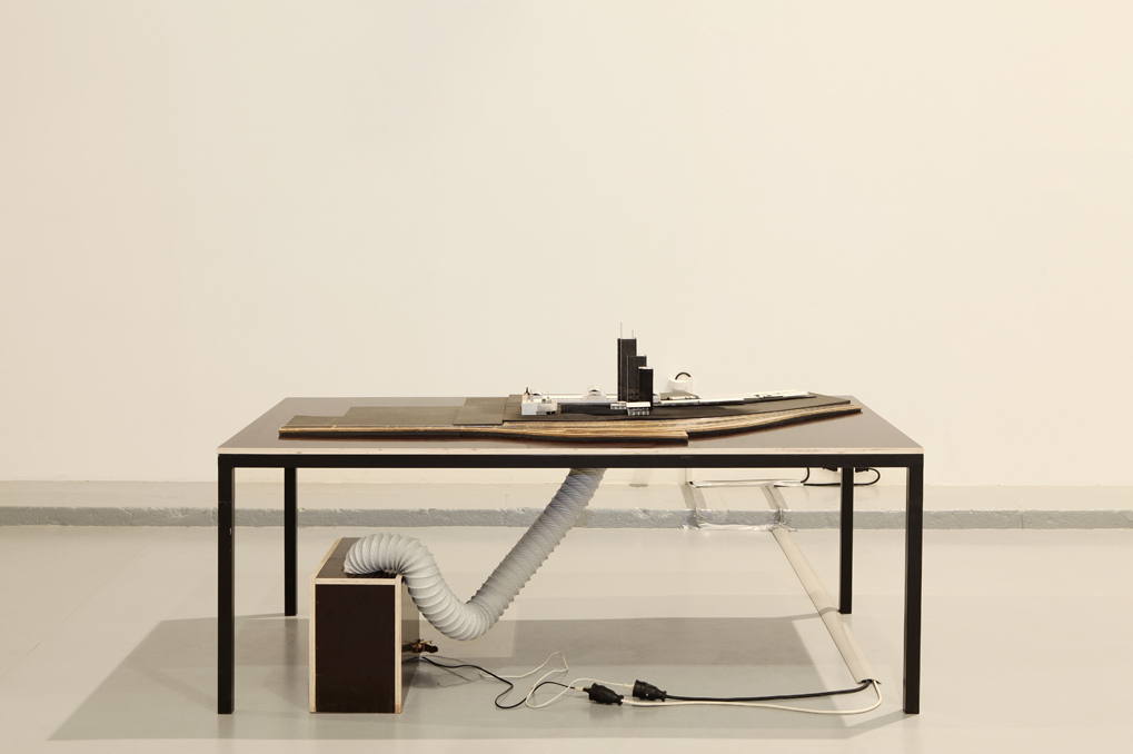 Bertrand Lamarche, The Fog factory, 2005-2011, model, vinyl components, aluminum, wood, cardboard, fog machine, table and tray, 220 x 125 x 75 cm