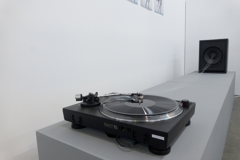 Bertrand Lamarche, Sans titre, 2008, Installation, amplifier, speakers, turntable, dub-plate, wire, Edition of 4, Enquire
