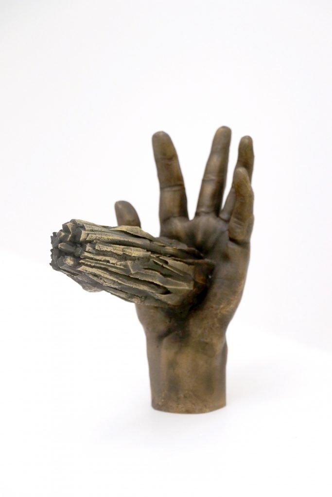 George Tony Stoll, Les Restes n°5, 2021, Bronze sculpture, 30 x 28 cm, 1/3 + 2 AP