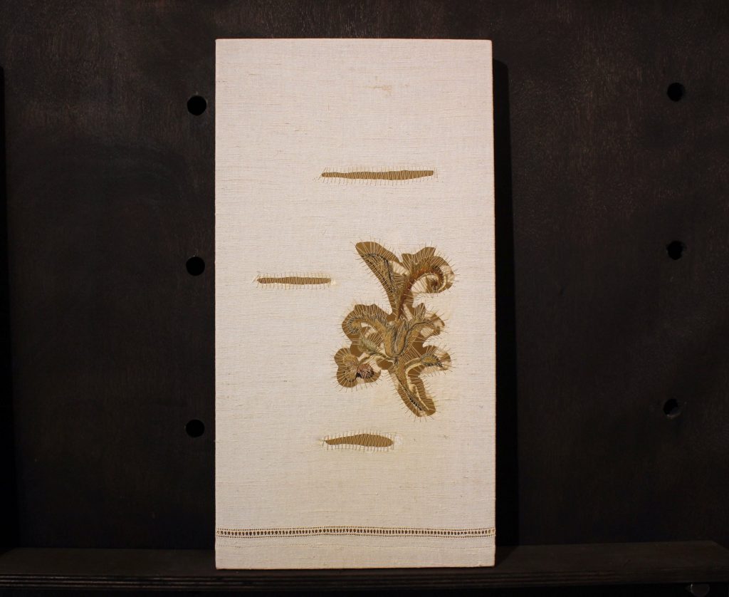 Sidival Fila, Senza Titolo FIORE ANTICO 05, 2020, Antique hand-sewn flower and restored linen, cut, glued and sewn, on loom, 61 × 32 cm