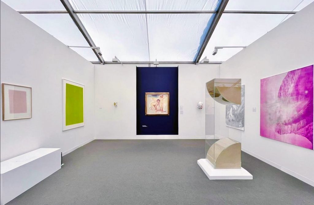 Galerie Poggi's booth at Paris + by Art Basel, from Oct 19 to 23, 2022