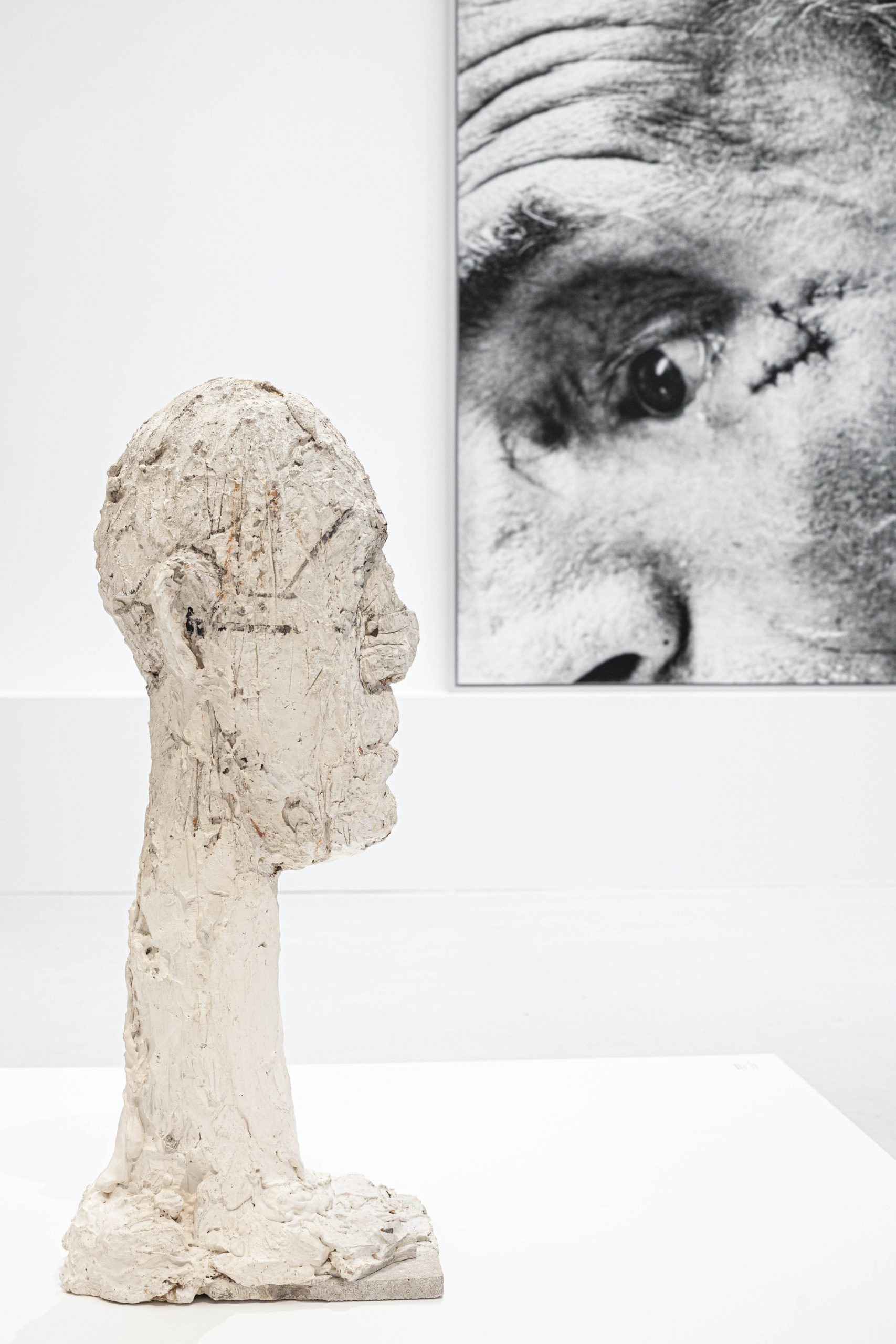 “Alberto Giacometti / Sophie Ristelhueber. Legacy”