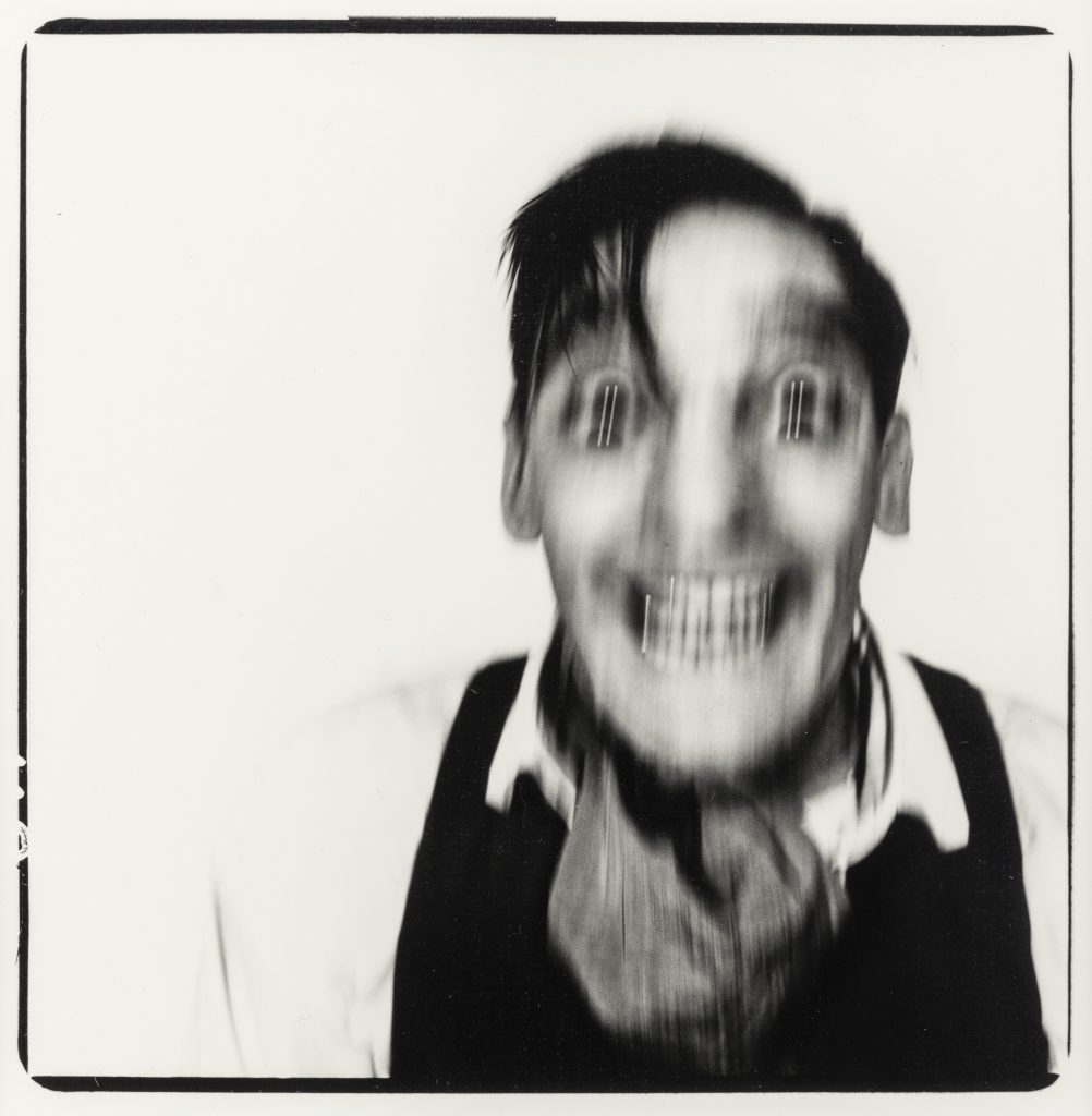 Richard Avedon Killer Joe Piro, dance teacher, New York, January 3, 1962, Silver print on paper, Image : 17 x 17 cm, Copy N° 2/14, Courtesy Luc Bellier