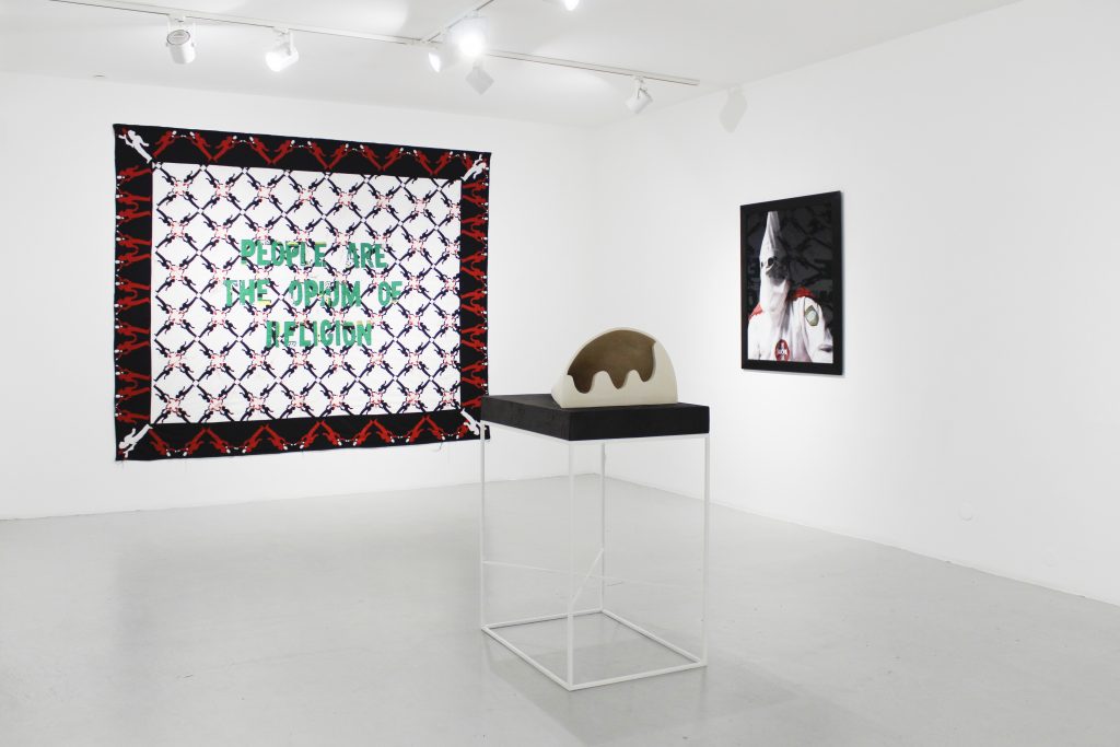 Galerie Poggi, Paris, 2020, Vue de l'exposition "La Peur au Ventre"