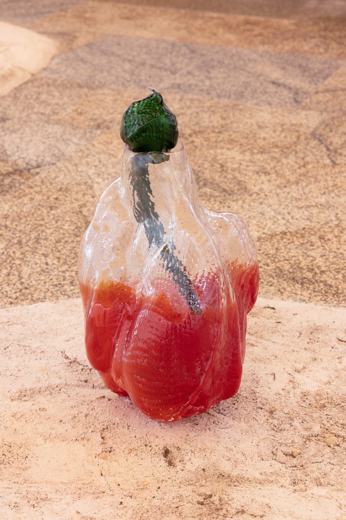 Ittah Yoda, Elina (Win series), 2023, Hand blown glass, perfume ’Lascaux’, 27 x 26 x 52 cm (3 kg)