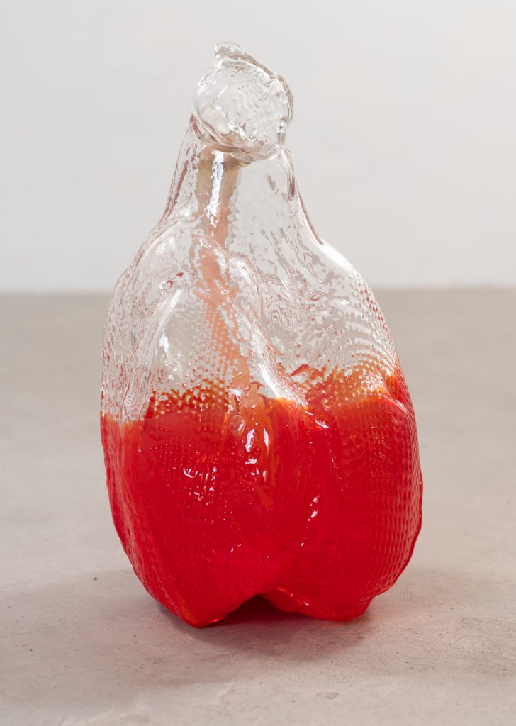 Ittah Yoda, Ava (Win series), 2023, Hand blown glass, perfume ’Lascaux’, 27 x 26 x 52 cm (3 kg)