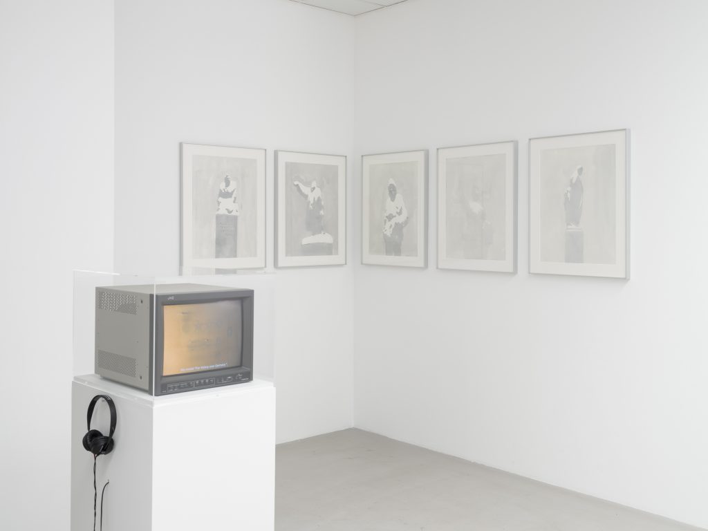 Yarema Malashchuk & Roman Khimei, Galerie Poggi, Paris, 2025, Exhibition View, "The Last Museum" ©.Kit