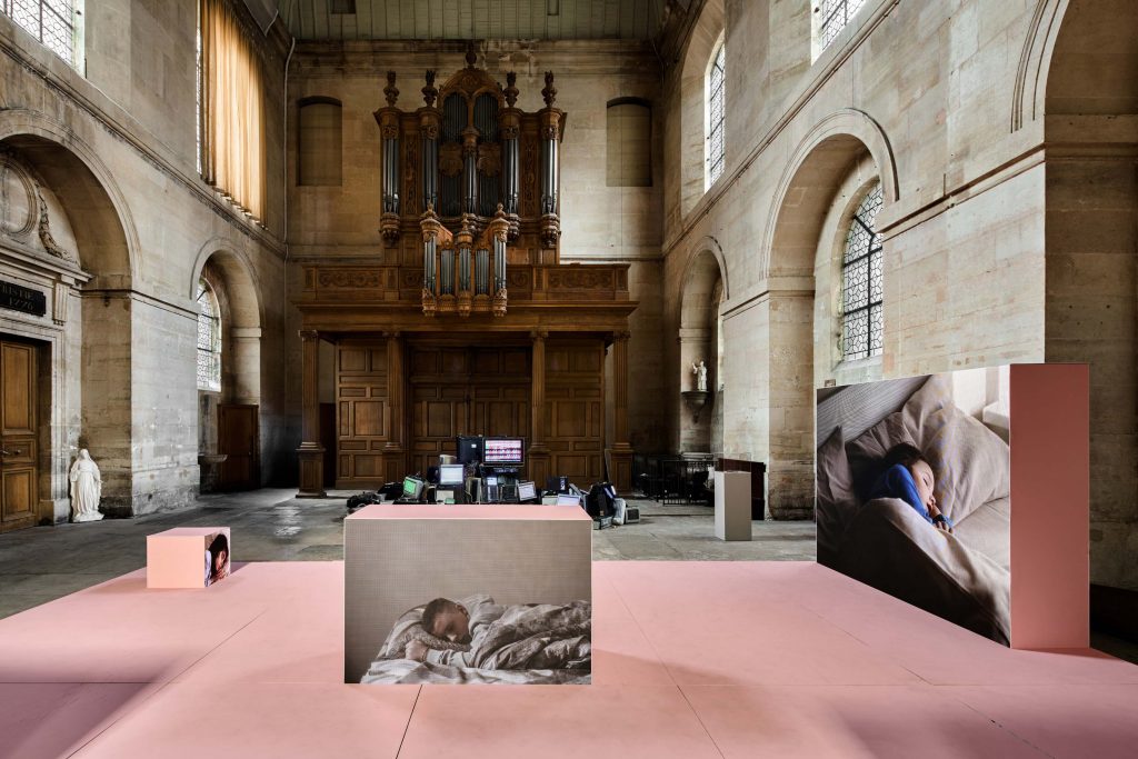 Yarema Malashchuk & Roman Khimei, OFFSCREEN, La Chapelle Saint-Louis de la Salpêtrière, Paris, 2025, Installation view, "You Shouldn't Have to See This", © GRAYSC