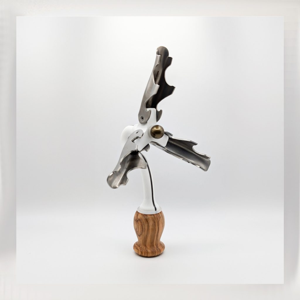 Grégory Granados, Résonances industrielles - t16, 2025, Various materials, 22 x 14,6 x 8,5 cm