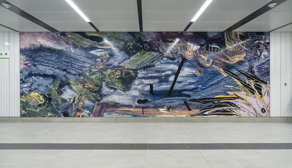 Manuel Mathieu, Le Mont Habité, 2025, Installation view, Réseau express métropolitain, Station Édouard Montpetit, Montreal (CAN), 2025