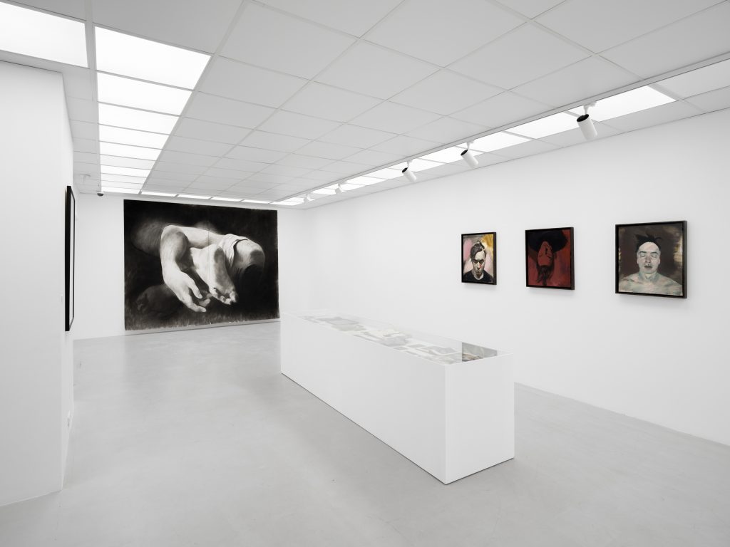 Nikita Kadan, Galerie Poggi, Paris (FR), 2025, "Rubble Flowers", Exhibition view, © .Kit