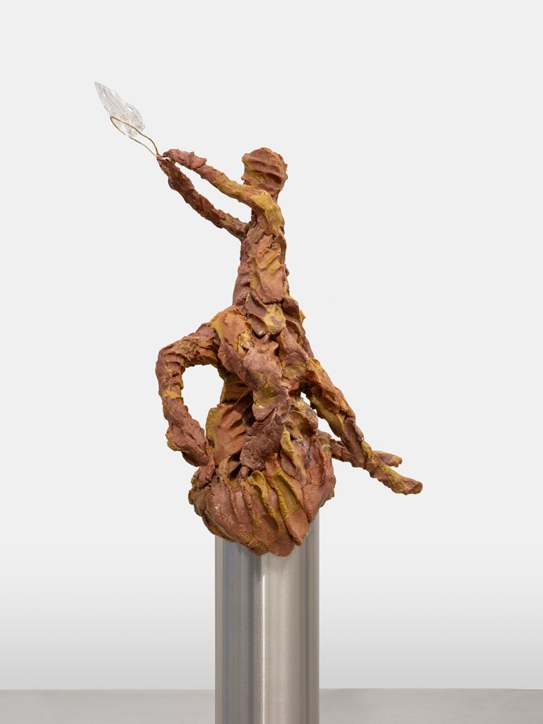 Virginie Ittah, Calypso, 2026, Ochre and clay collected and transformed into pigments by the artist (91530 Le Marais), wax, steel, blown glass, Anima fragrance note comprising the Inner Light fragrance, created in collaboration with Yann Vasnier (Givaudan) / Maison Pomander Walter, 170 x 40 x 75 cm, Photo : © Nicolas Brasseur